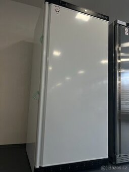 Lednice Tefcold UR550