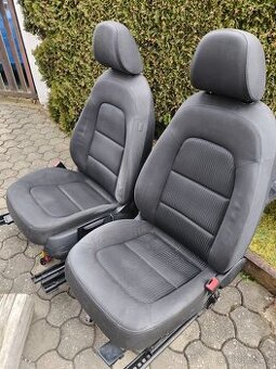 Audi a4 b8 sedacky,tapce,stredovy tunel