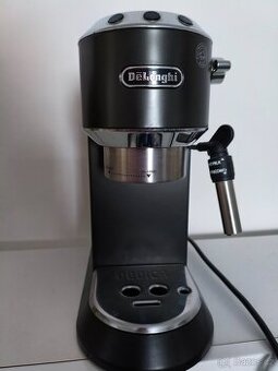 DeLonghi Dedica style