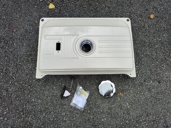 Prodám novou nádrž HONDA 17500-GX1-18L