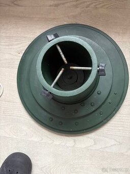 Stojan na vanocni stromek