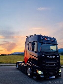 SCANIA S450 + SCHMITZ (lowdeck)