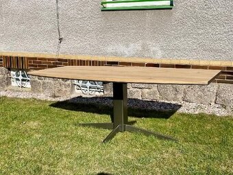 Nerozkládací jídelní stůl - Lorenzo