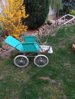 Retro kočárek za odvoz