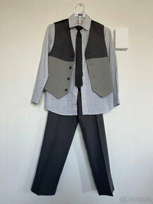 Společenské značkové chlapecké oblečení,oblek, Kenneth Cole.