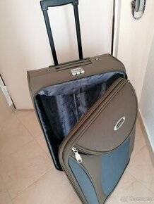 Prodej pěkného kufru