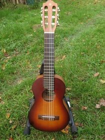PRODÁM malé GUITARLELE, sunburst