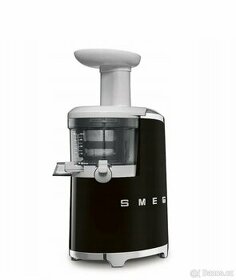 Smeg  Šnekový odšťavňovač