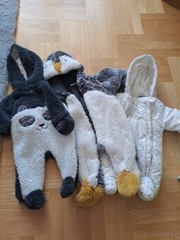 Mix oblečení na holčičku a plenky Pampers