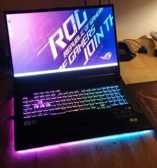 Herní notebook Asus ROG Strix 26
