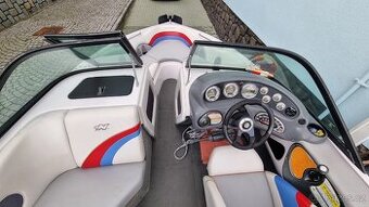 Motorová loď NAUTIQUE
