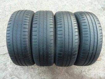 Letní pneu Michelin Saver 185 60 15