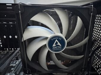 Chladic na CPU, ARCTIC Freezer 33