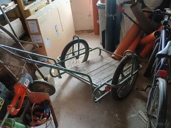 Dvoukolák karka