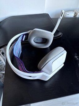 Logitech g733