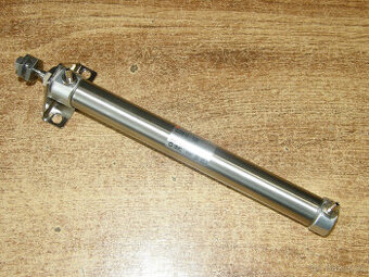 Dvojčinný pneumatický válec SMC CJ2B16-125
