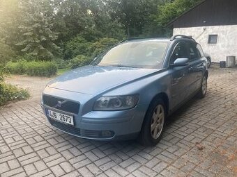 Volvo V50 2,0D 100kW Momentum