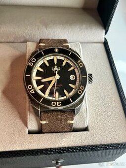 Potápěčské automatické hodinky Phoibos Proteus 42mm, vodotěs
