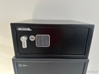 Trezor na zbraně/cennosti Yale AA001723