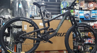 2019 27.5 Santa Cruz Nomad V4 Carbon C, R Kit