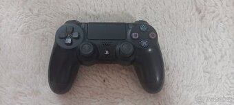 Prodám ovladač na Playstation 4 na ND - 1