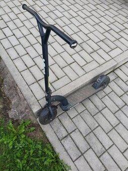 Koloběžka freestylová teréní