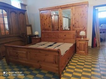 KOMPLETNÍ CELODŘEVĚNÁ LOŽNICE ROM