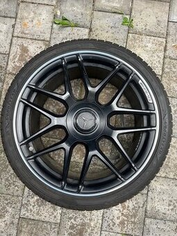 Sada zimních pneumatik s ráfky Mercedes-AMG A45 / A45 S 2023