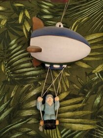 Parašutista se vzducholodí