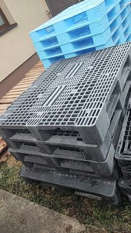 Plastové palety i na retenční nádrže samonosné, trativody