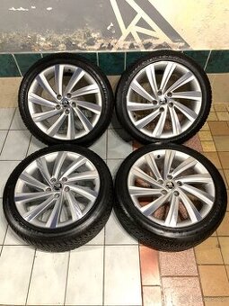 Alu kola Škoda R18 5X112 ZIMNÍ PNEU 225/45 R18 TOP STAV