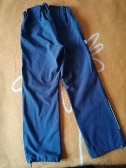 Softshellové kalhoty vel. 140