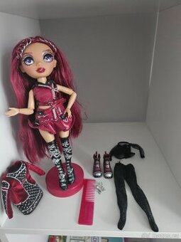 Rainbow high panenka Mila Berrymore