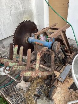 Cirkulárka s kolébkou