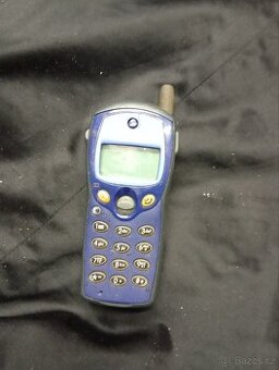 Alcatel One Touch 300.