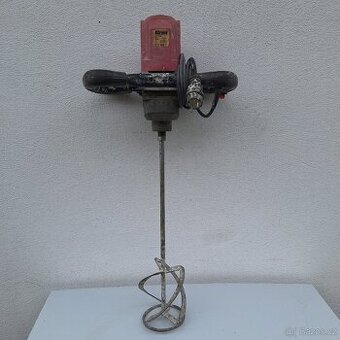 Ruční míchačka na maltu