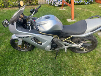 Kawasaki 650 ER-6F