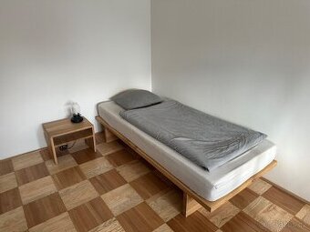 Moderní minimalistický dubový nábytek z masivu