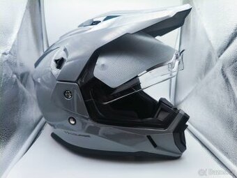 Adventure helma. Vel. L. NOVÁ