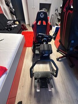 Sim racing setup Fanatec