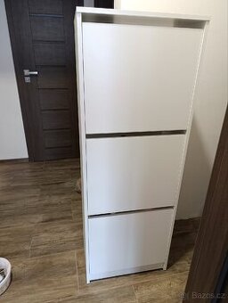 Botník se 3 přihrádkami Ikea