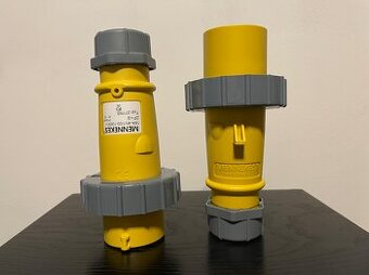 Průmyslový napájecí konektor Mennekes 110V / 16A