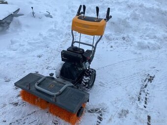 Zametač, pluh na sníh, Sněžná freza