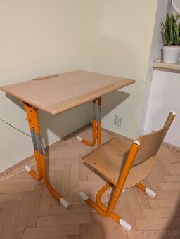Dětský stůl - školní lavice