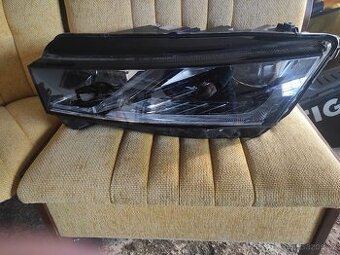 přední levé světlo škoda octavia 4 č. 5E4 941 015 A full led
