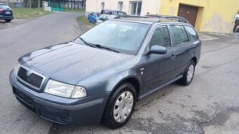 Škoda octavia 1.6 style mpi 75kw rok 2004