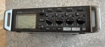 Zoom F4 - vícestopý zvukový rekordér + SDXC 64GB