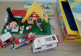 LEGO 6388 - Holiday Home with Caravan, z roku 1989 - 1
