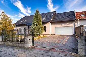 Troubky RD 7+2 240m2, zahrada 800m2 - 1