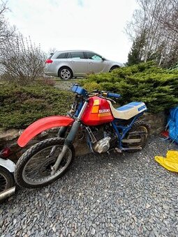Suzuki 600 4t cross